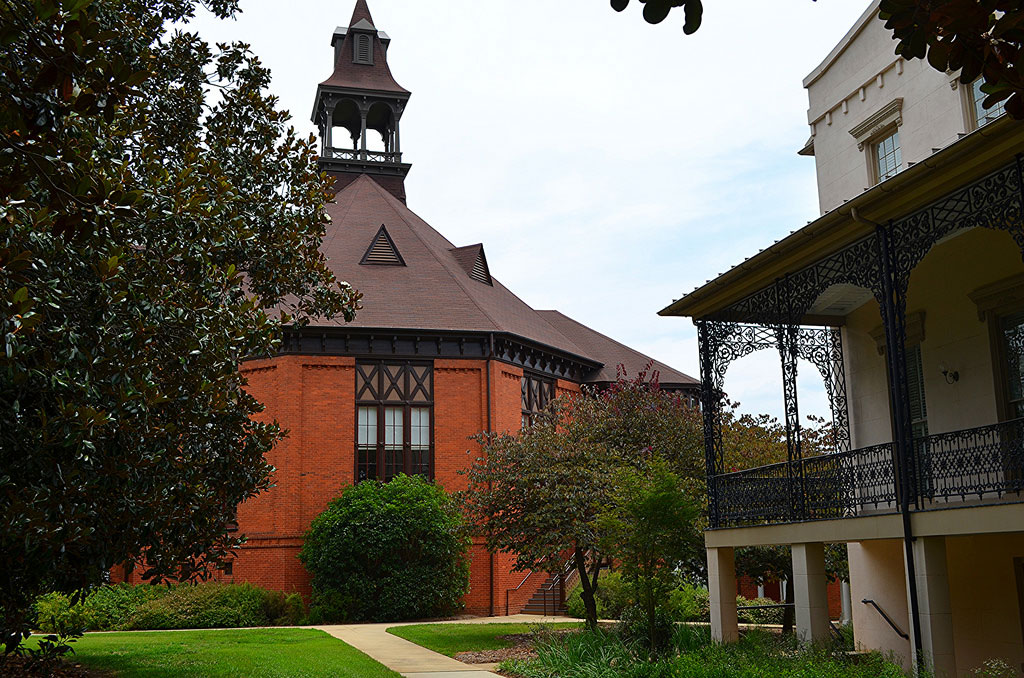 Seney-Stovall Chapel